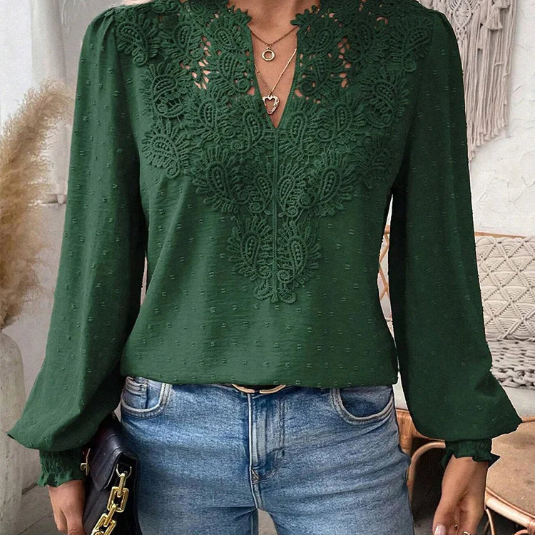 Clémence™ | Blouse élégante à col en V