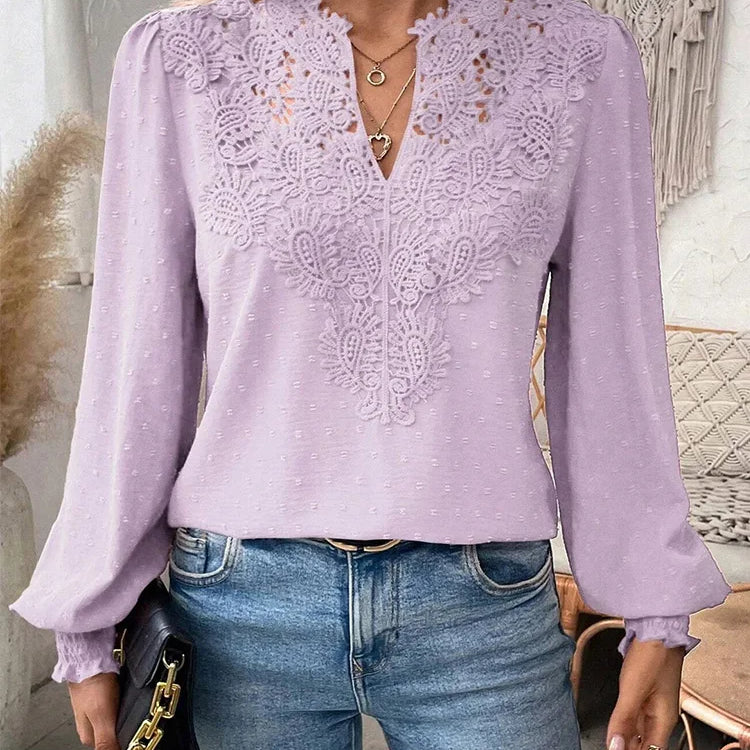 Clémence™ | Blouse élégante à col en V